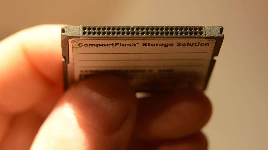 Selfsurgery to save a sick 5D Mark II